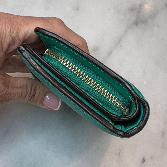 Coach Wallet Leather Cross Grain Snap Closure Compact Wallet - Picture 7 of 16